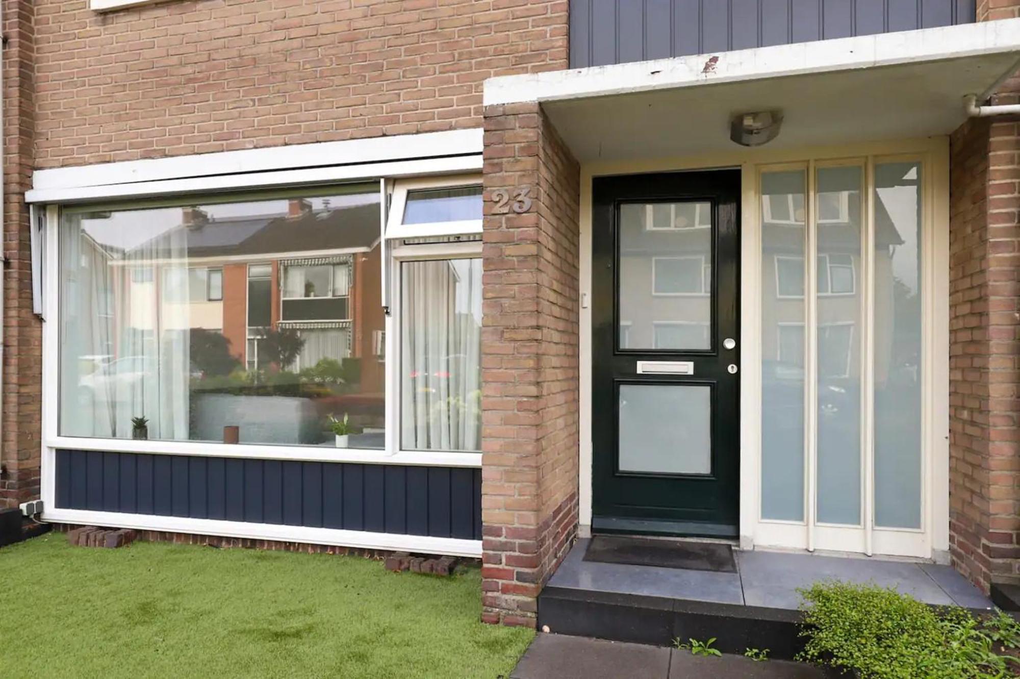 Apeldoorn- Ruime Eengezinswoning Met 5 Slaapkamers ภายนอก รูปภาพ
